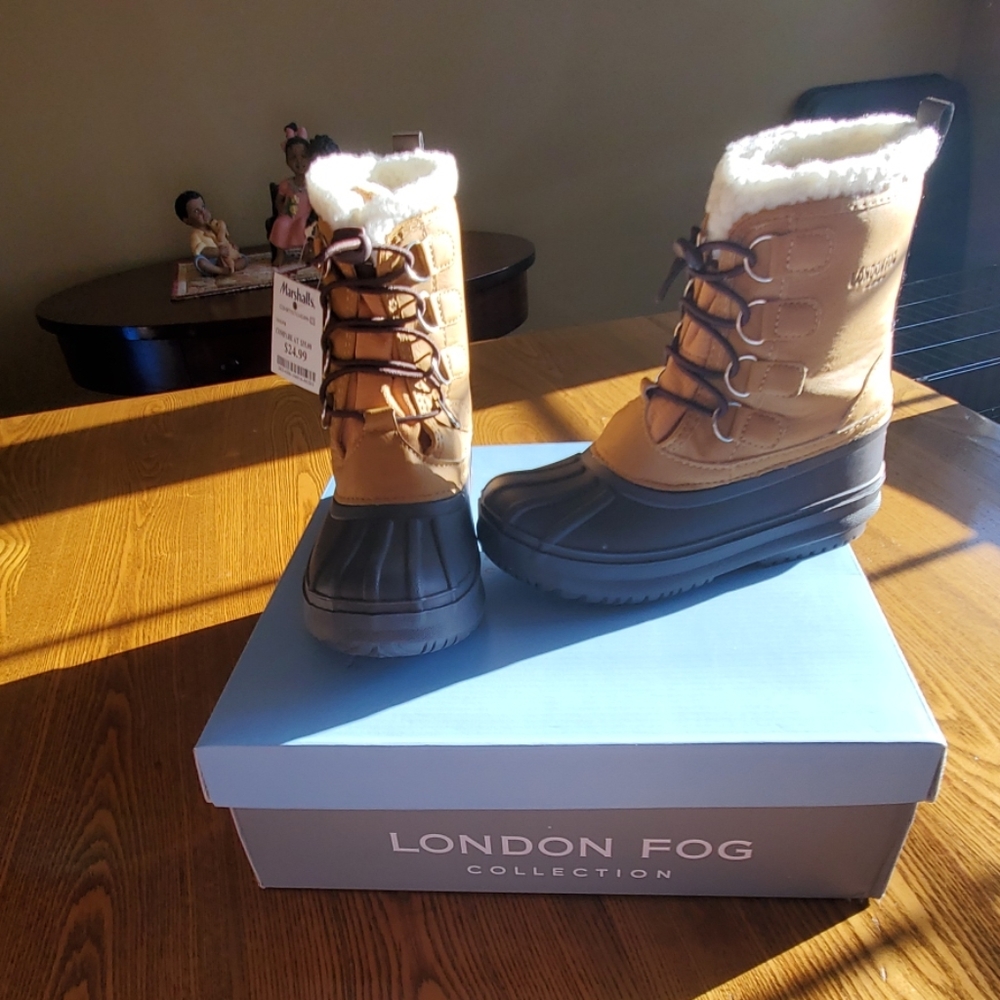 London Fog boy's boots
